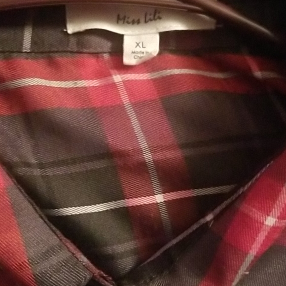 Crop Top - Picture 2 of 4